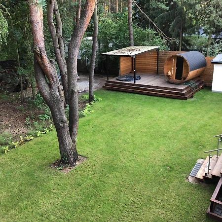 Luksusowy Apartament Pod Lasem, Otwock -Shared Garden, Sauna, Wood Hot Tub! Hot Tub Seasonal! מראה חיצוני תמונה