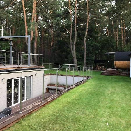 Luksusowy Apartament Pod Lasem, Otwock -Shared Garden, Sauna, Wood Hot Tub! Hot Tub Seasonal! מראה חיצוני תמונה