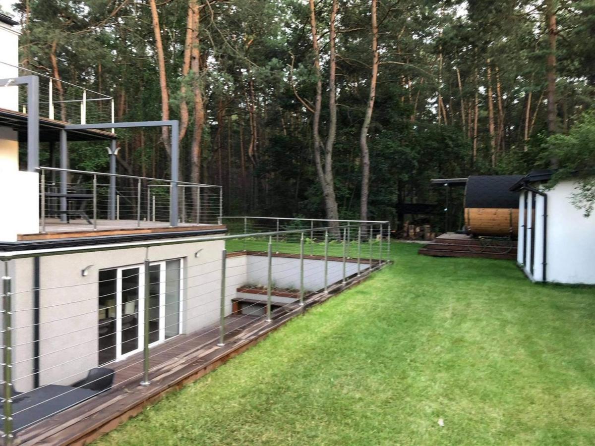 Luksusowy Apartament Pod Lasem, Otwock -Shared Garden, Sauna, Wood Hot Tub! Hot Tub Seasonal! מראה חיצוני תמונה